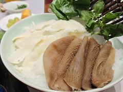 -红鼎豆捞·非遗鲍皇汤火锅(宝丰路店)