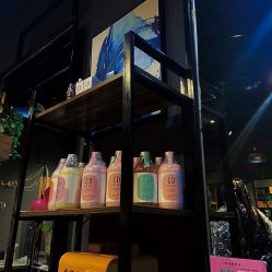 -MOVAN  HAIR莫凡匠人发型屋