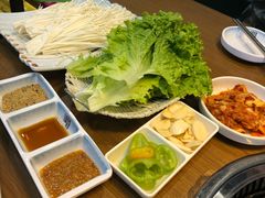 -豚豚猪村烤肉·韩国烤肉(总店)