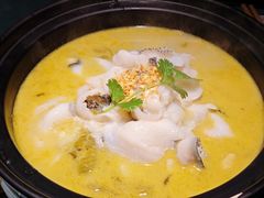 -九锅一堂酸菜鱼(石家庄先天下店)