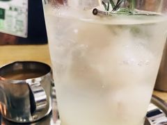-无牌咖啡&酒馆