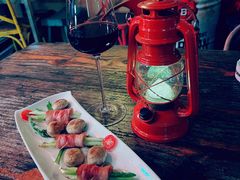 -SISTERS BAR RESTAURANT川意酒馆(嘉善老市H楼店)