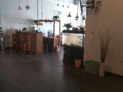 -上海蓝精灵改灯旗舰店(顾戴路店)