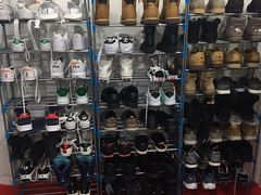 -翰皇洗衣洗鞋皮具护理店
