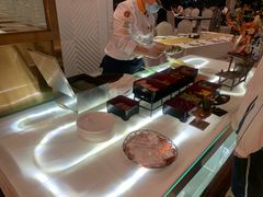 -荣誉国际酒店-云顶旋转餐厅