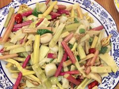 武当地三鲜-老味道1992(武当山店)