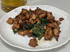 -余欢领鲜火锅(新街口店)