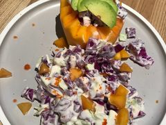 木瓜蟹子牛油果沙拉-原石牛扒·约会餐厅(龙城万科里店)