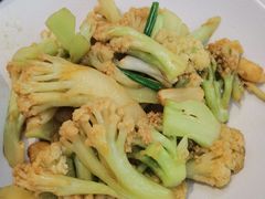 -渔语鱼酸菜鱼新川菜(来福士店)