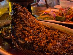 -拾光音乐餐酒吧(告庄星光夜市店)