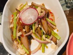 桑尼的猪颈肉沙律-帕蓝·暹罗料理(曲阳店)