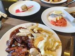 -大中华希尔顿酒店-念自助餐·海南美食·三文鱼