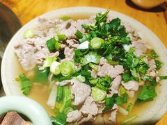 -大众跷脚牛肉馆·非遗传承单位(峨眉山店)