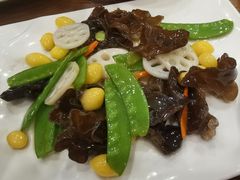荷兰豆山药木耳-清真·玛丽亚新疆菜主题餐厅(浙江中路店)