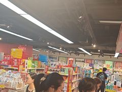 -好特卖HotMaxx(杭州滨江宝龙城店)