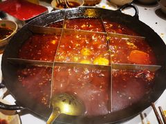 -岗上渣渣老火锅(两路口店)