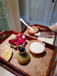 -琦品高端嫩肤经络私佳美场