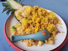 -拾光音乐餐酒吧(告庄星光夜市店)