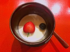 牛奶布丁-鮨青(恒基名人购物中心店)