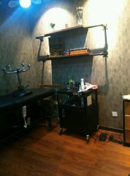 -鳌首刺青纹身 穿孔饰品店