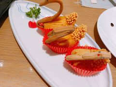 金牌榴莲酥-宴会中心