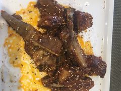 风味烤羊排-橄榄季酒店