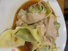 芝麻酱拌荠菜鲜肉馄饨-东泰祥生煎馆(重庆北路店)