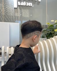 -Tloml salon