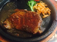 -吉布鲁牛排烤肉海鲜自助(大英商业街店)