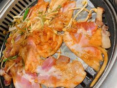 -烤路里·韩国品质自助烤肉(石路天虹4号店)