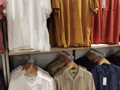 -优衣库(上海正大广场店)