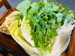 -乡土黄·鲜牛肉火锅·小龙虾(兴业街店)