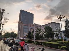 -京北大世界