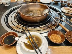 -阿山卓·野生菌火锅·纳西火塘烤肉