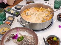 -喃喃椰·糟粕醋·椰子鸡火锅(七堡花园店)