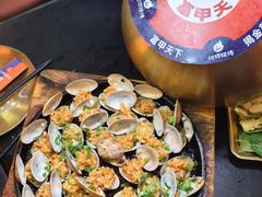 -何师烧烤·香辣蟹·川菜·30年老品牌(太古里旗舰店)