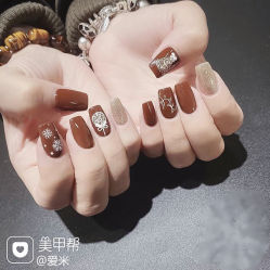 -Pink You美甲洗眉纹绣定制中心