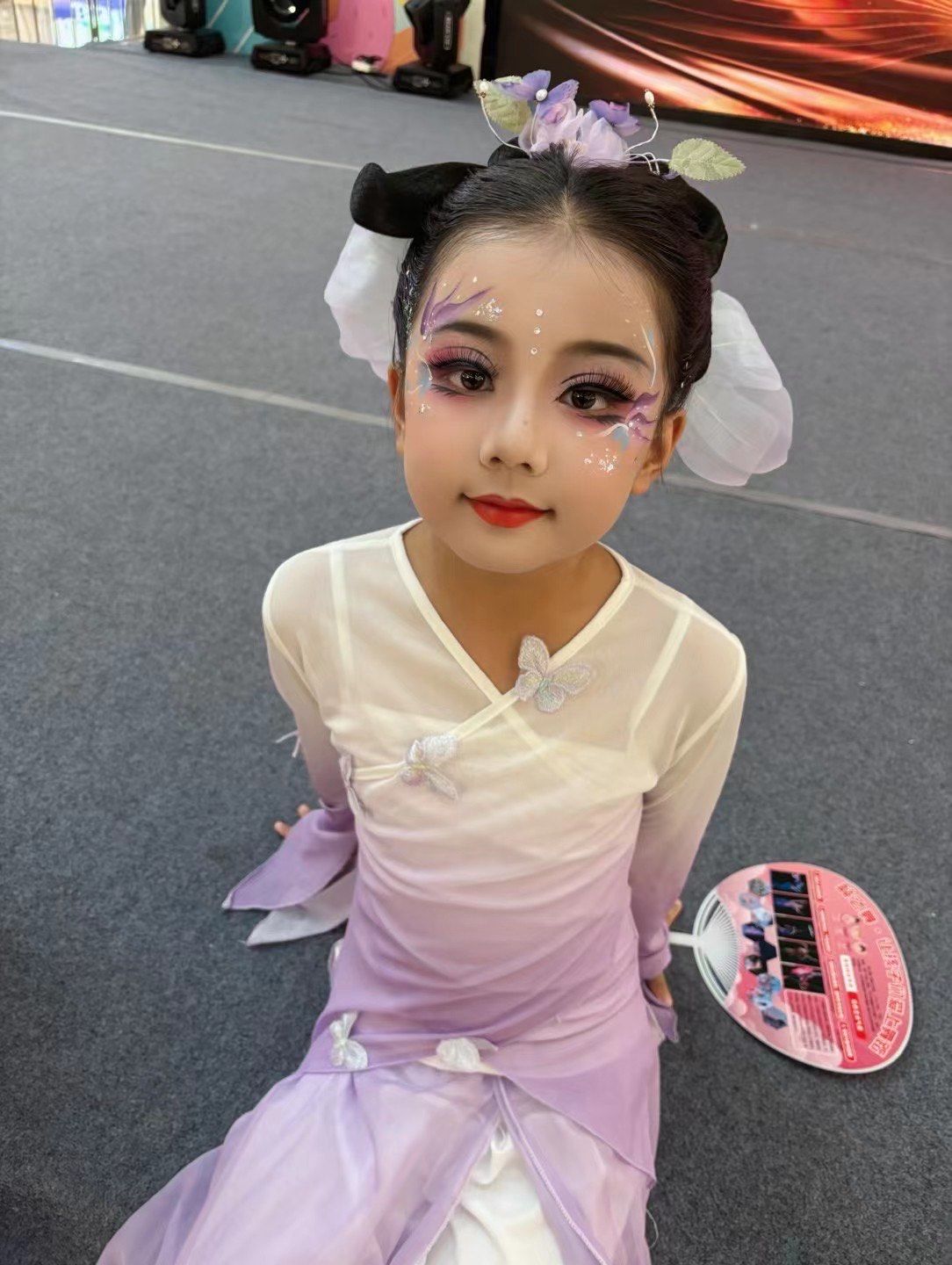 儿童舞蹈比赛妆容 #儿童舞台妆容展示 #儿童舞台妆怎么画 #少儿表演