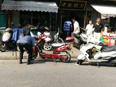-老陆稿荐(西中市店)