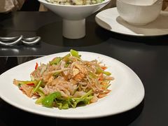 -鲜入唯煮·港式海鲜牛肉火锅(金宝街店)