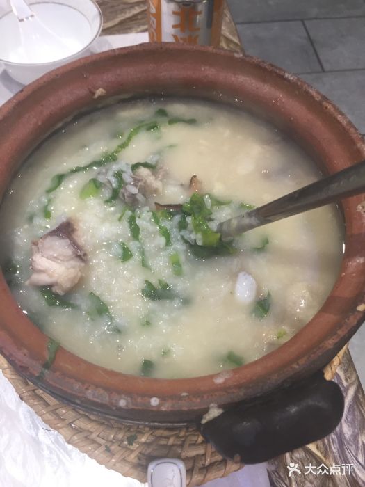 潮粥荟·潮汕砂锅粥(恒泰广场店)排骨土鸡春菜粥图片 - 第3张