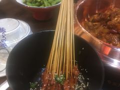 -虾弄弄海派小龙虾·牛羊蝎子火锅