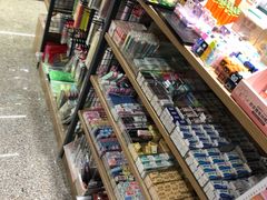 -雨丝书店(综合商业楼店)