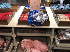 -巴宝莉工厂店/折扣店(工厂店)