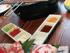 -明洞阿姨·韩式酱蟹烤肉·创意料理(三元桥店)