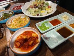 -明洞阿姨·韩式酱蟹烤肉·创意料理(三元桥店)