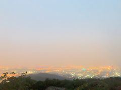 -鬼笑石后山停车场