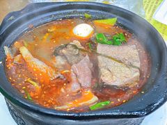 牛肉块砂锅-清真·穆萨砂锅(大皮院店)