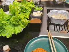 -臻牛烤肉