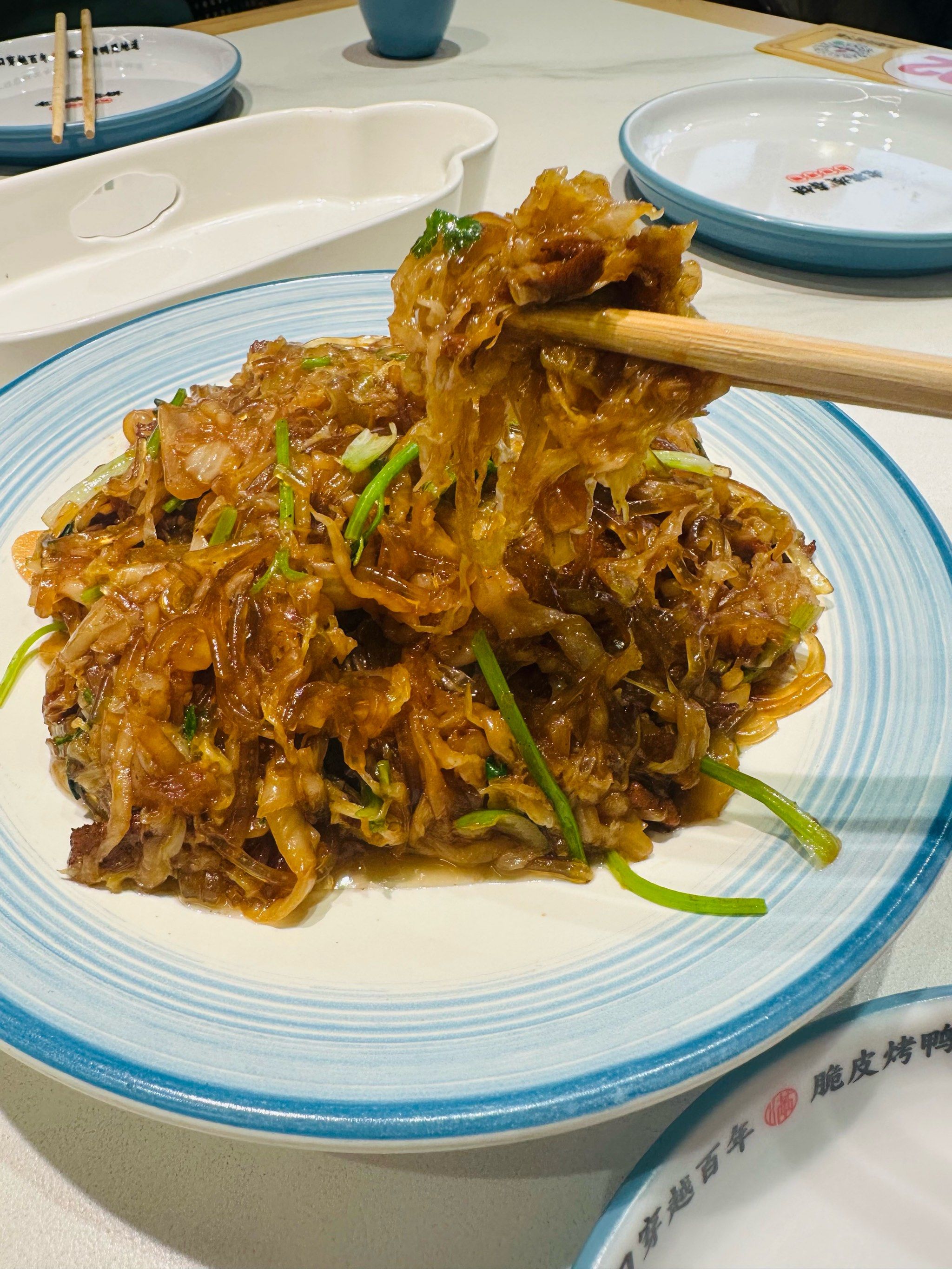 东北菜标配酸菜炒粉